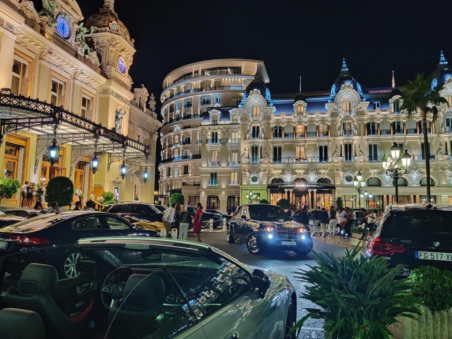 Le Coq Albert II - Monaco Border - Wifi โบโซเลย ภายนอก รูปภาพ